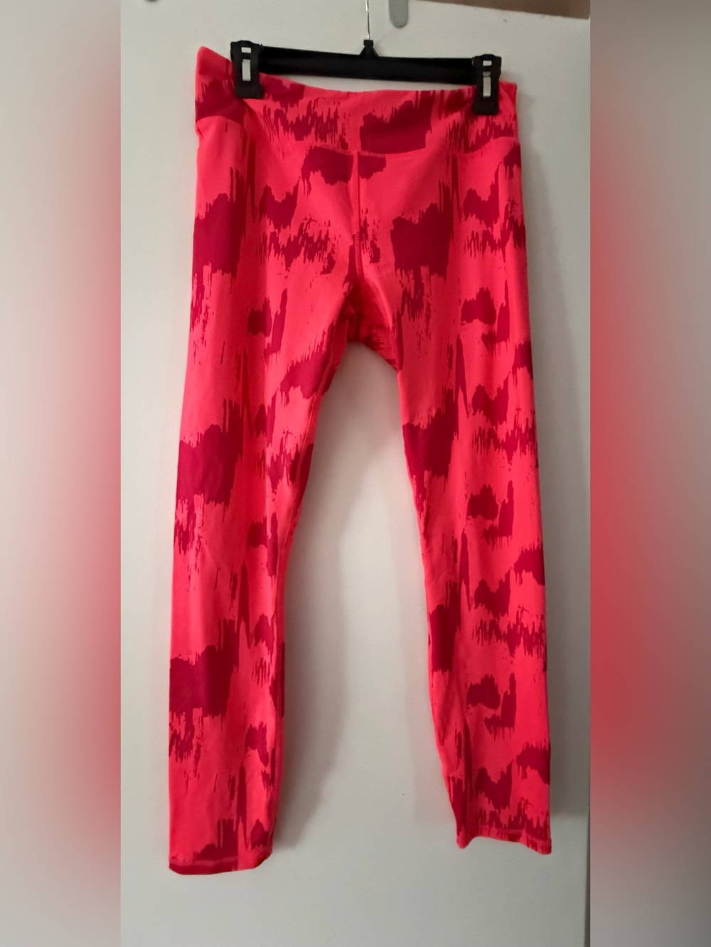 Kyodan Bright Pink and Dark Pink Abstract Print Leggings